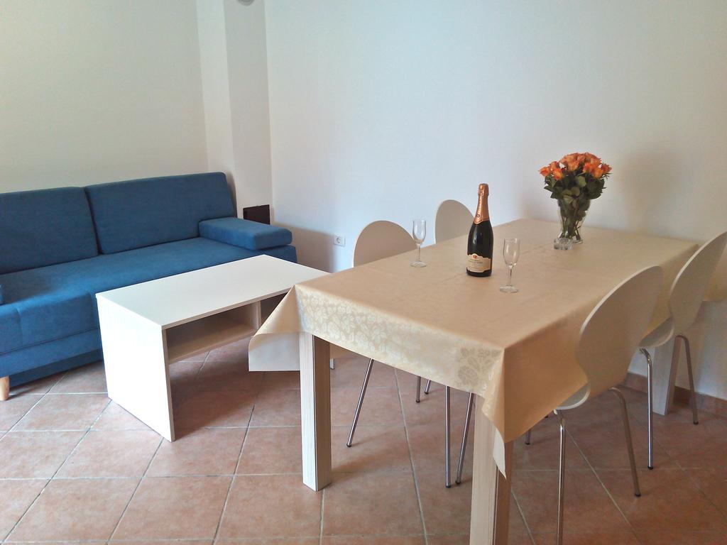 Apartmani Svjetionik أوماغ المظهر الخارجي الصورة