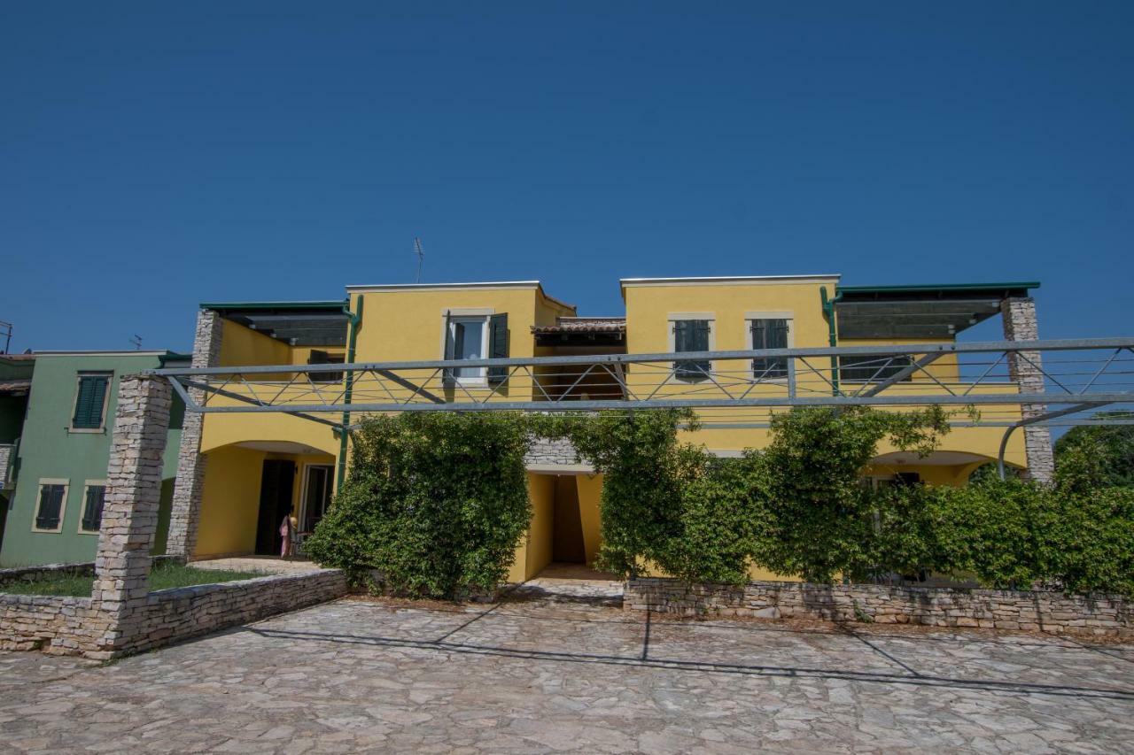 Apartmani Svjetionik أوماغ المظهر الخارجي الصورة